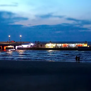 Kołobrzeskie - Baltic - Z Garażem Apartament